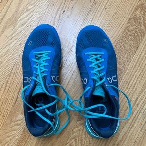 On Cloudflow Women’s 7 (38) used but still with some life in them! Curacao color